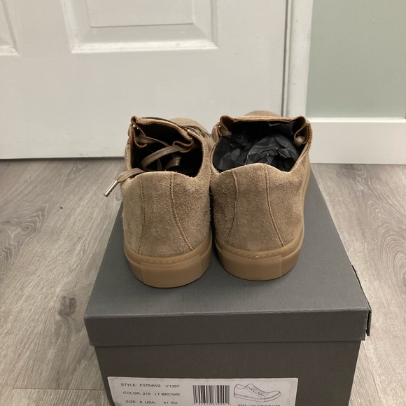 John varvatos Collection REED LOW TOP SNEAKER
Size 8 or 41 EU - Picture 5 of 9